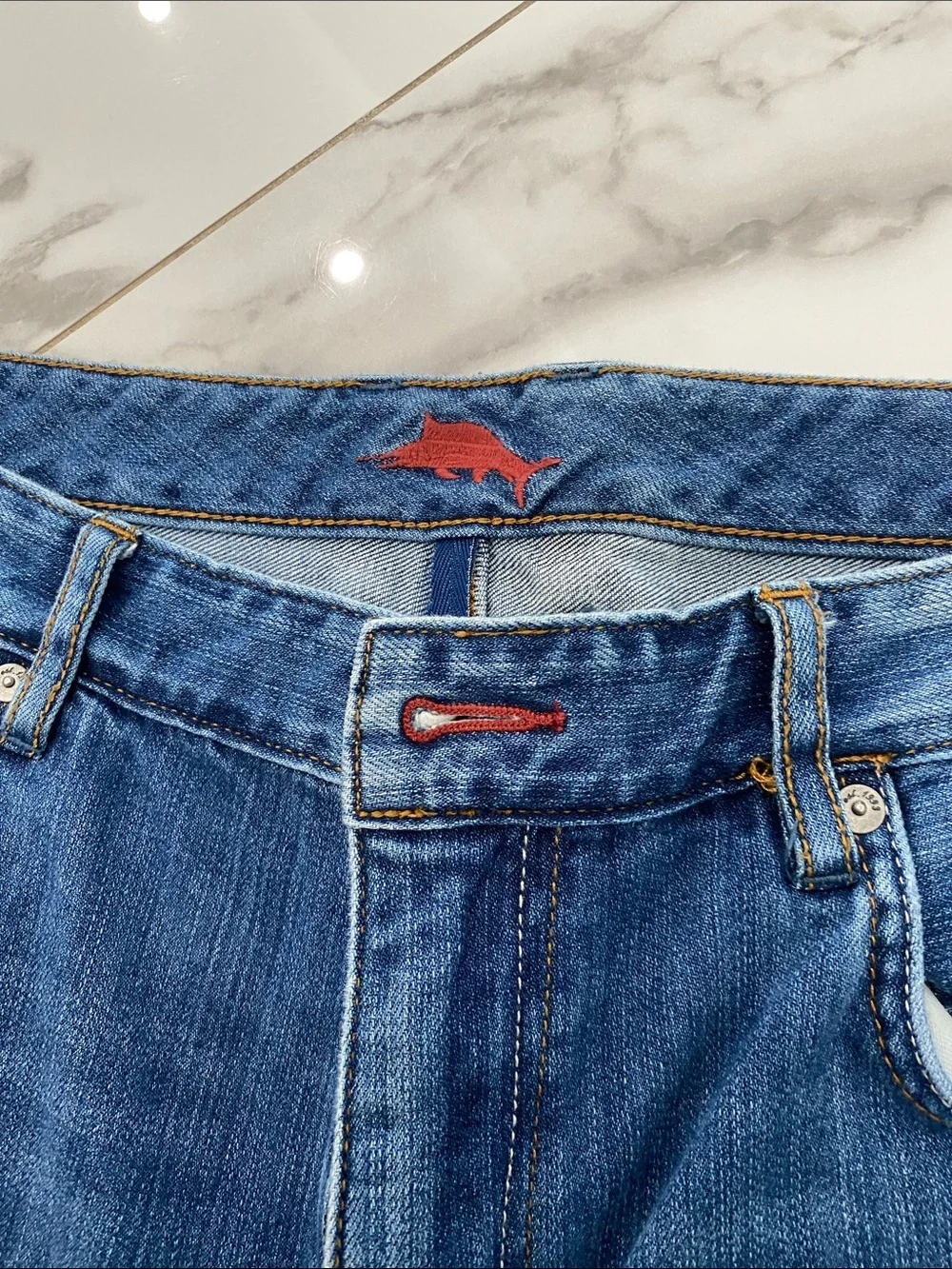 Tommy Bahama Men's Straight Leg Medium Blue Jeans